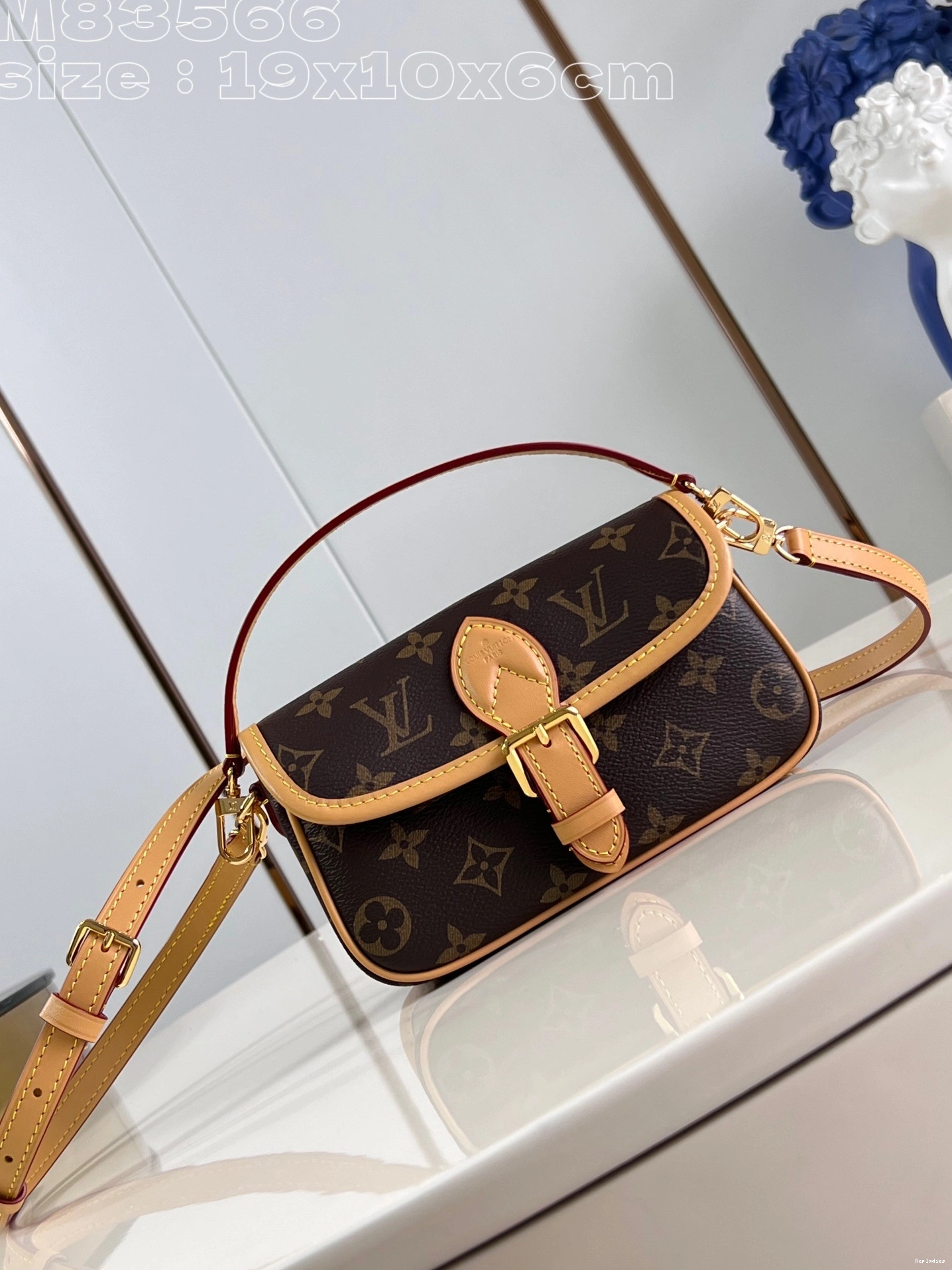 Cheap LOUIS VUITTON Diane-19*10.5*6 Nano CM 0728
